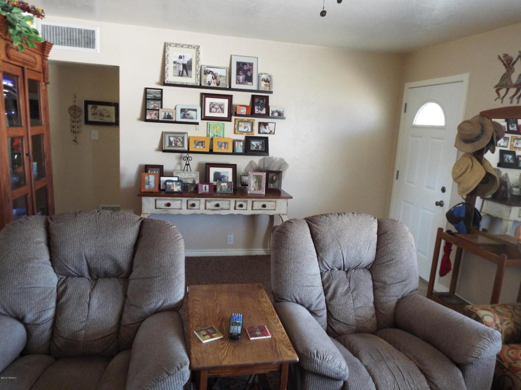 214 S Cleveland, Bowie, AZ 85605