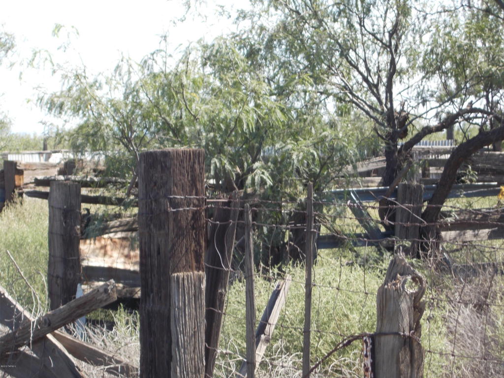N COCHISE STRONGHOLD, Cochise, AZ 85606