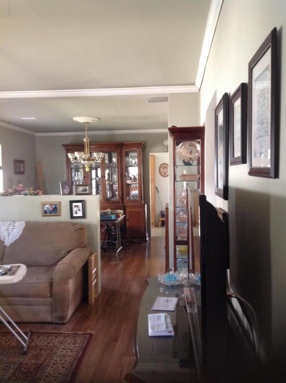 641 E 16th Street, Douglas, AZ 85607