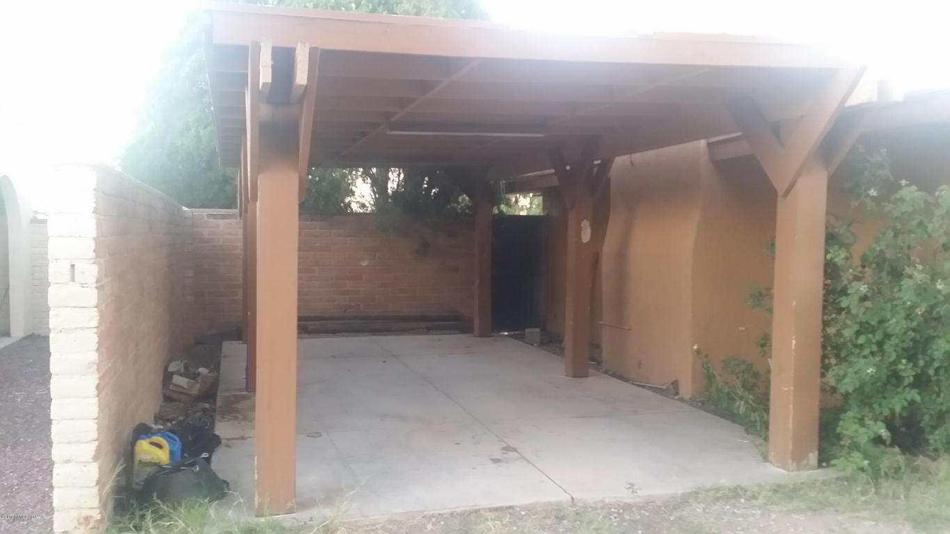 2220 E 10th Street, Douglas, AZ 85607