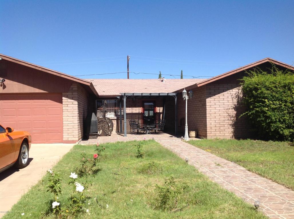 2122 E 6th Street, Douglas, AZ 85607