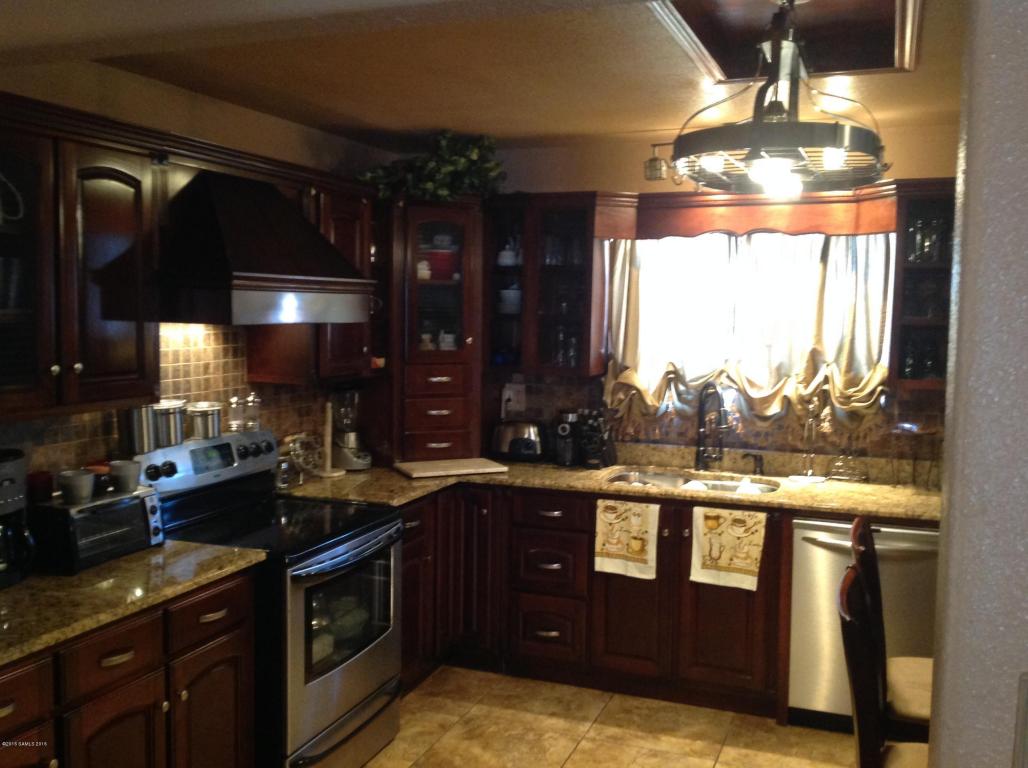 2122 E 6th Street, Douglas, AZ 85607