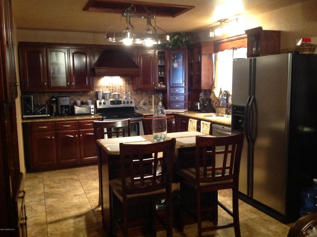 2122 E 6th Street, Douglas, AZ 85607