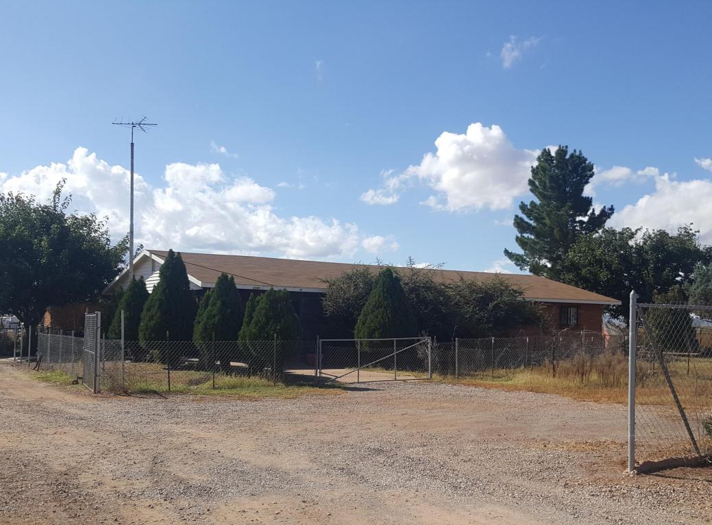 2585 W Oak Avenue, Douglas, AZ 85607