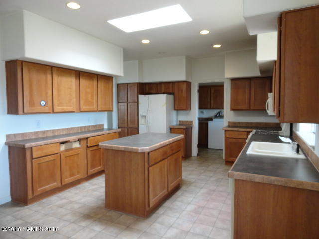 11293 N Zeus Hill Drive, Elfrida, AZ 85610