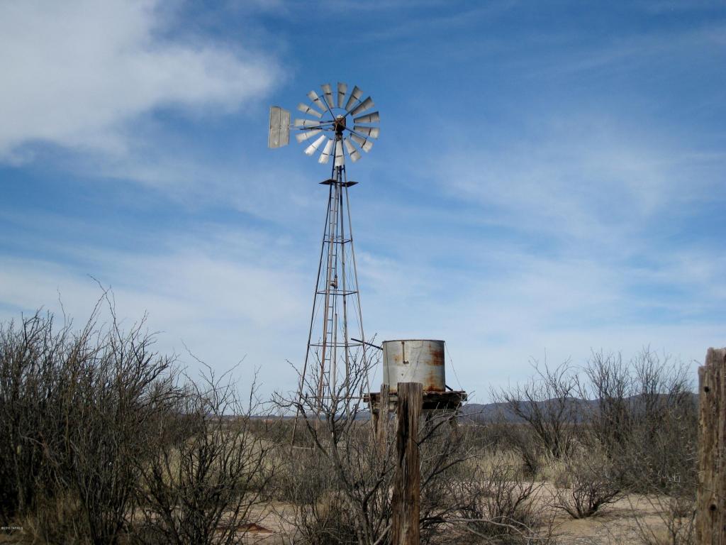 0000 N White Fawn, Elfrida, AZ 85610