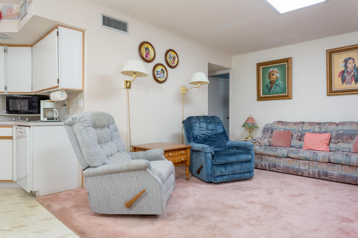 1040 S Calle De La Temporada, Green Valley, AZ 85614