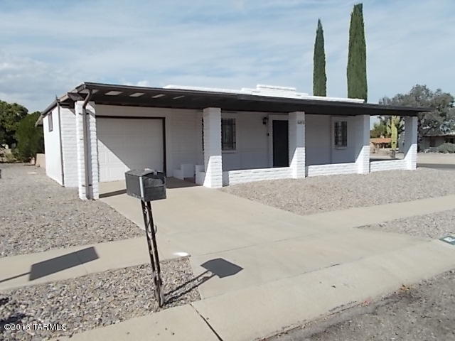 912 S Higuera, Green Valley, AZ 85614