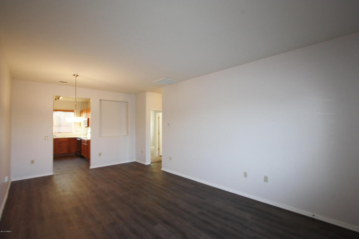 3964 S Calle Viva, Green Valley, AZ 85614