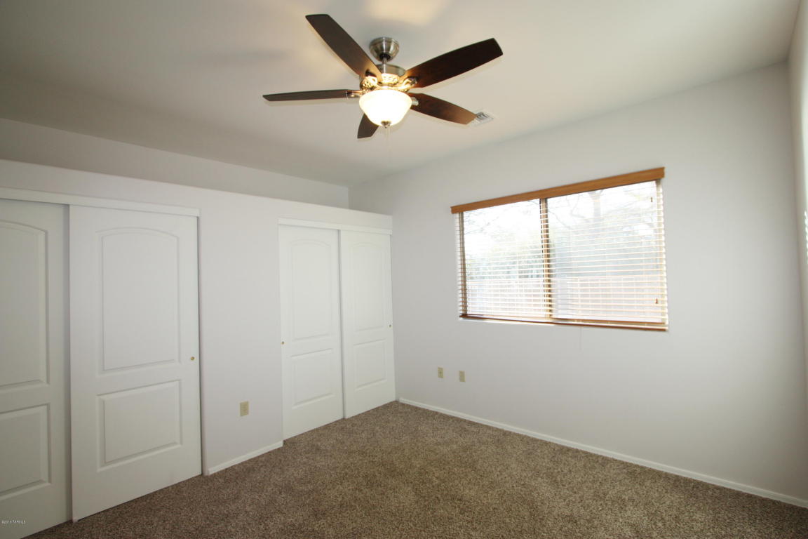 3964 S Calle Viva, Green Valley, AZ 85614