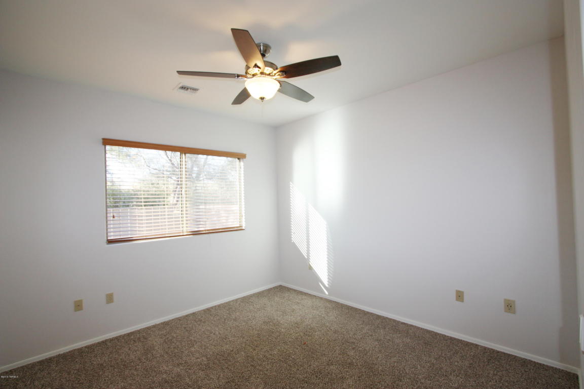 3964 S Calle Viva, Green Valley, AZ 85614
