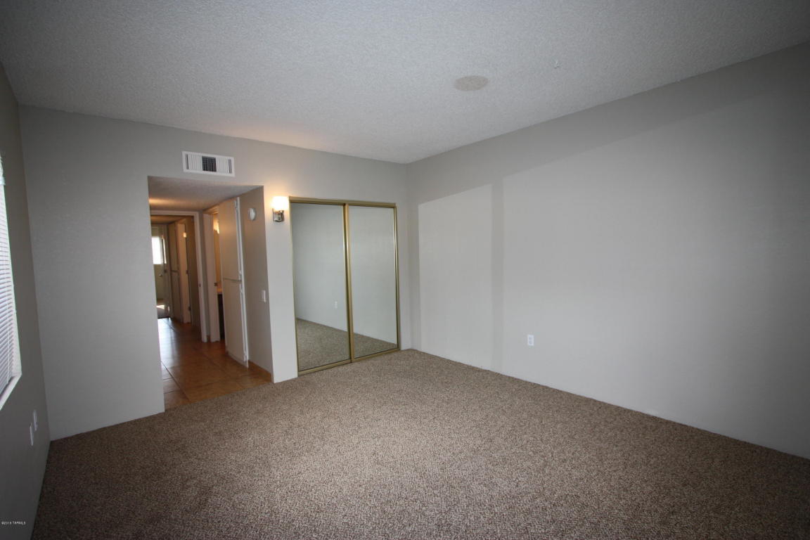497 N Calle De Las Profetas, Green Valley, AZ 85614