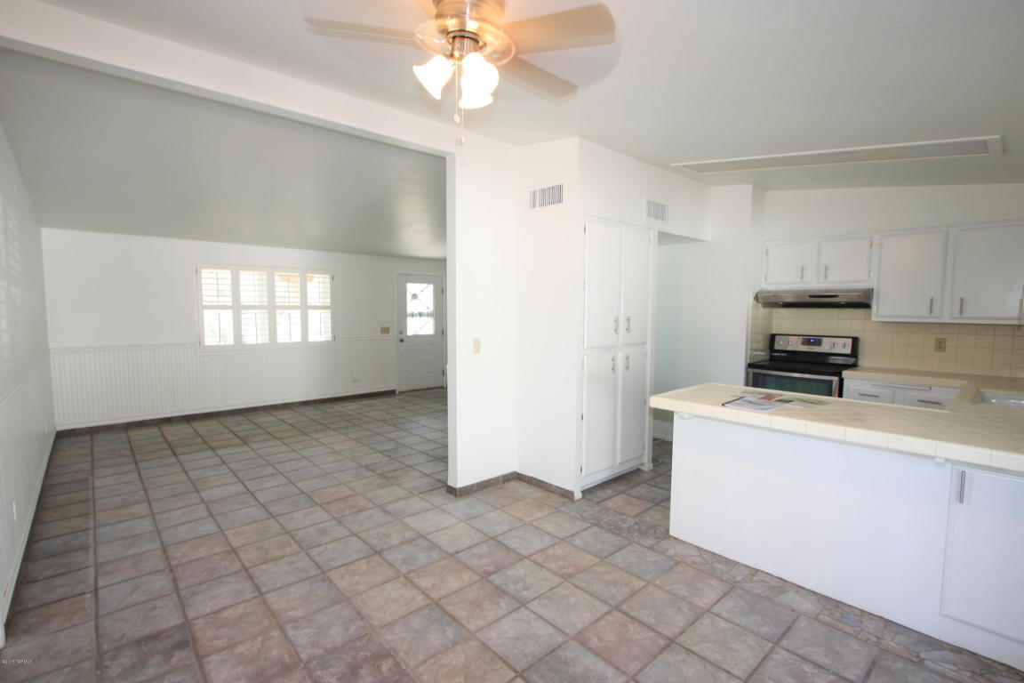 750 S Abrego, Green Valley, AZ 85614