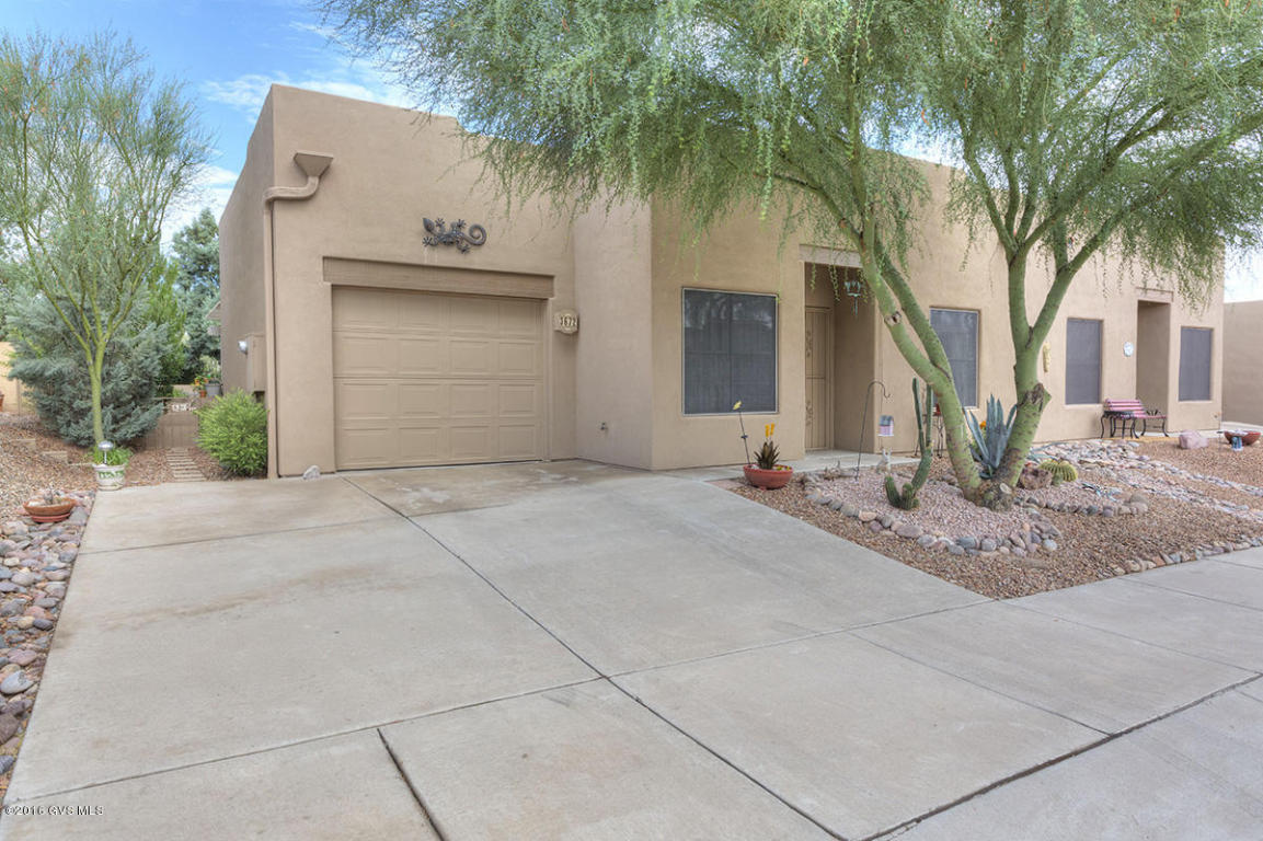 3672 S Paseo De Los Nardos, Green Valley, AZ 85614