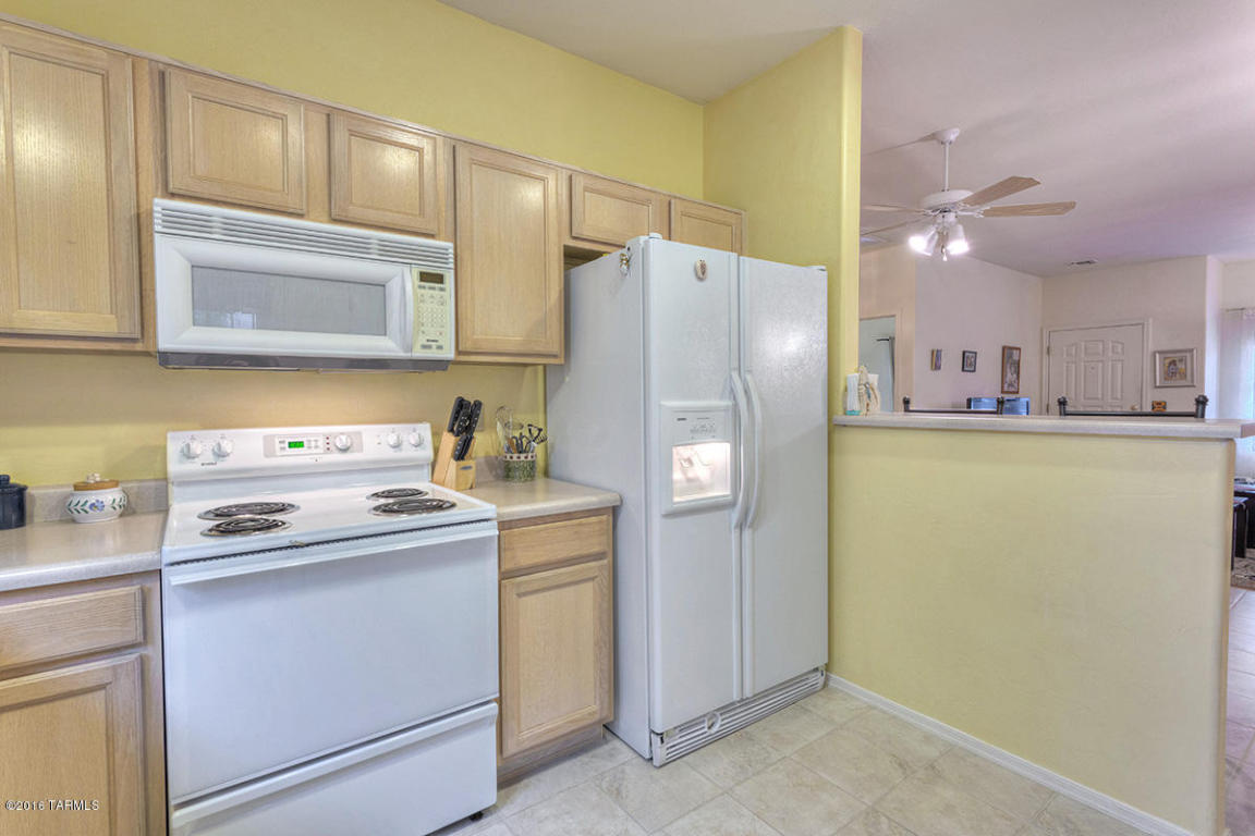 3672 S Paseo De Los Nardos, Green Valley, AZ 85614