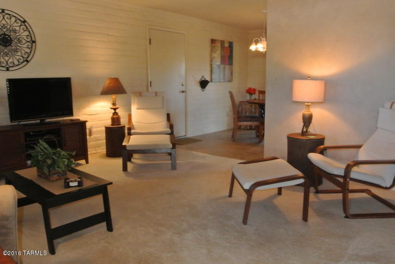 530 S La Lima, Green Valley, AZ 85614