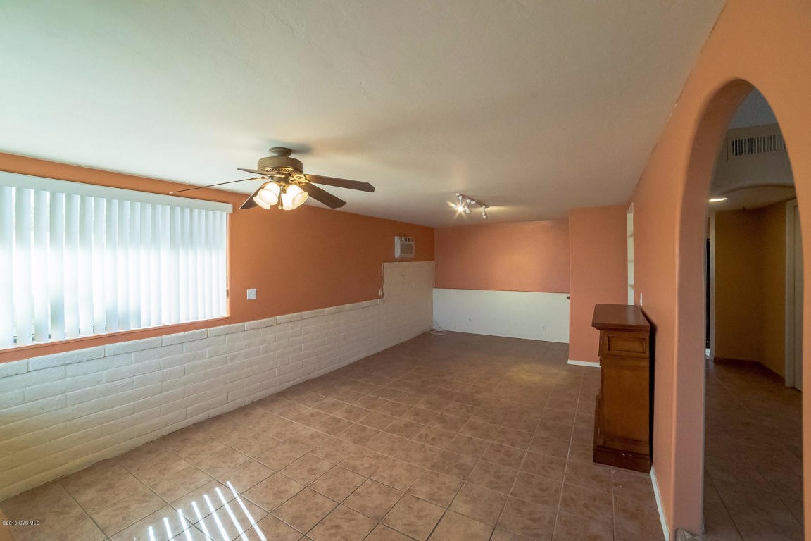 265 N Paseo De Los Conquistadores, Green Valley, AZ 85614