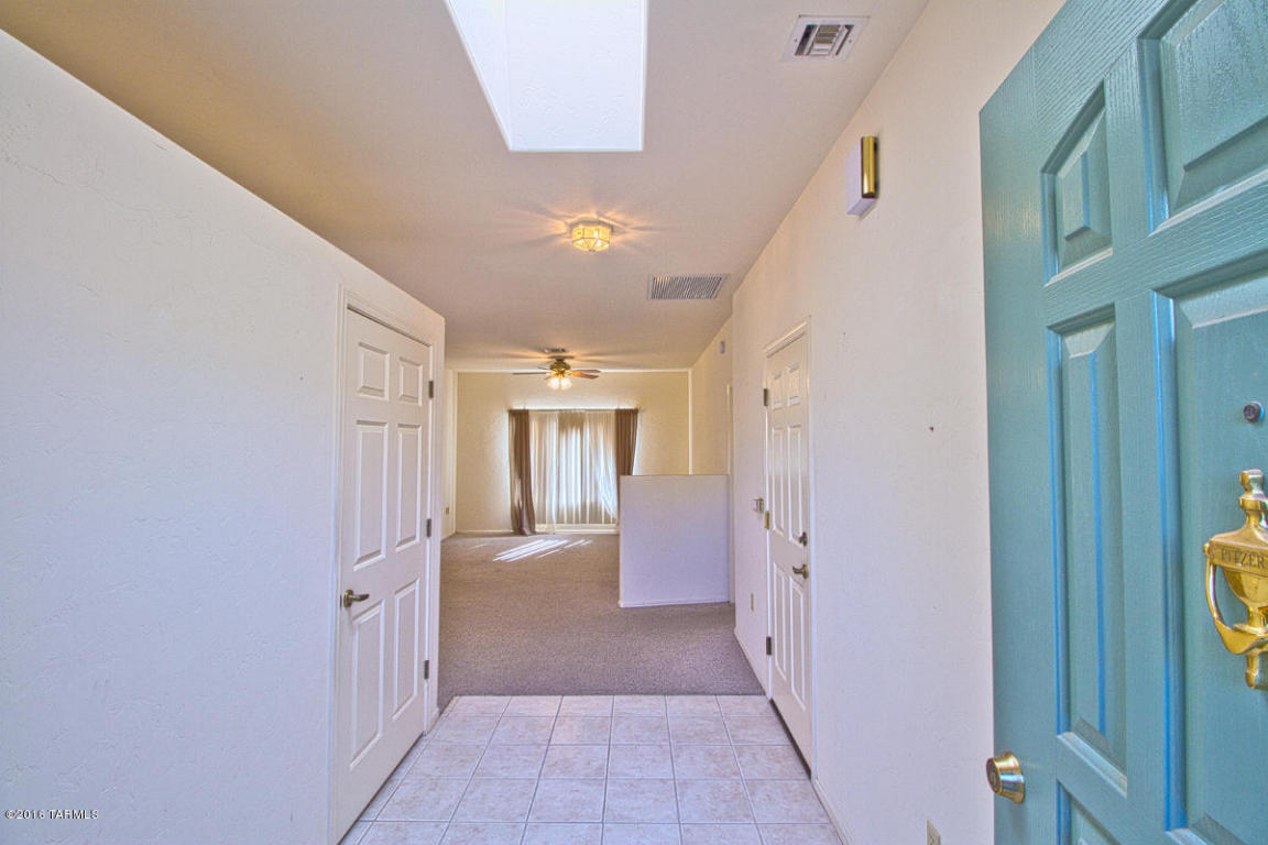 3733 S Avenida Los Solmos, Green Valley, AZ 85614