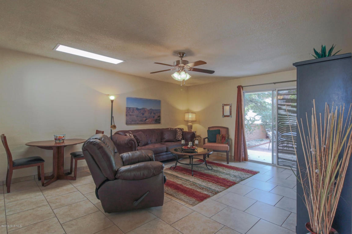 397 N Calle De Las Profetas, Green Valley, AZ 85614