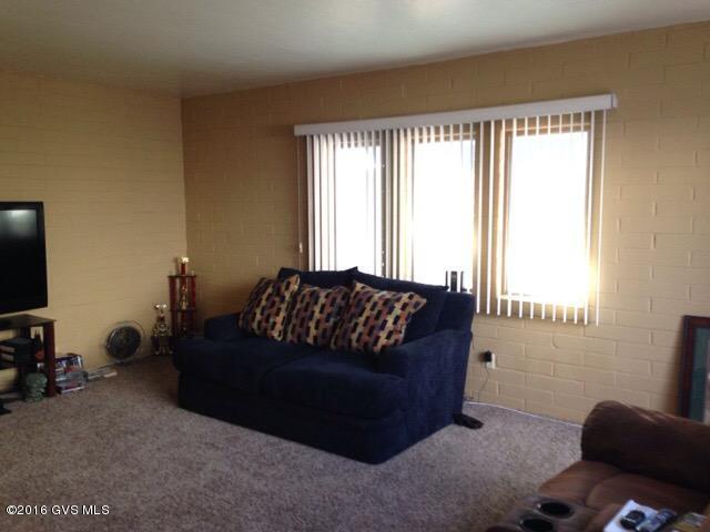 180 N Camino Del Varonil, Green Valley, AZ 85614
