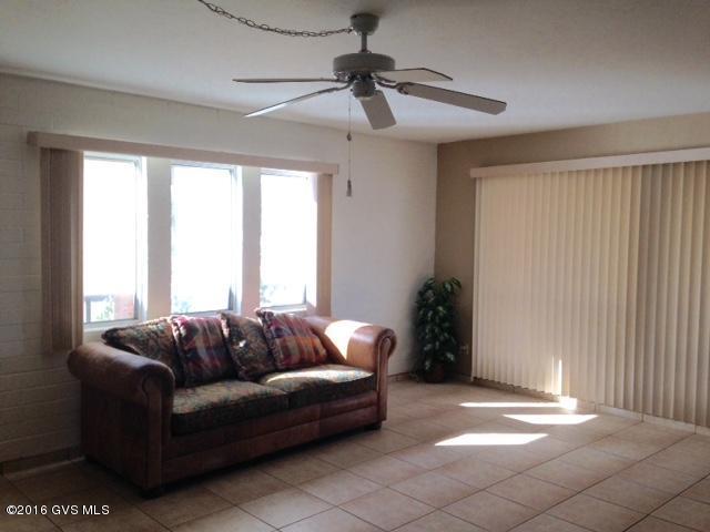 140 N Camino De Suerte, Green Valley, AZ 85614