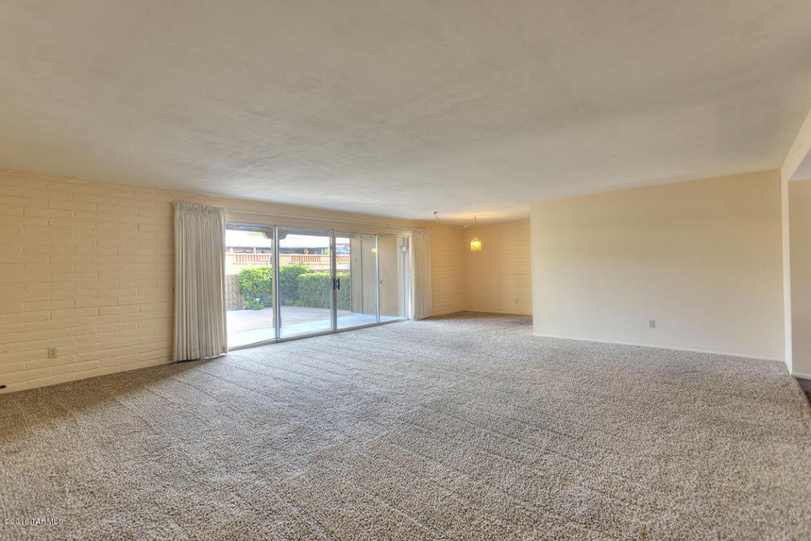 473 W Paseo Solana, Green Valley, AZ 85614