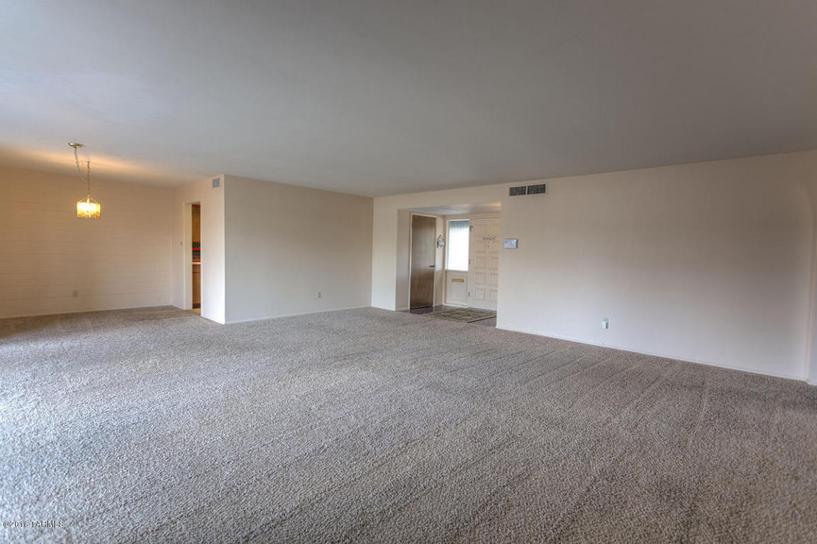 473 W Paseo Solana, Green Valley, AZ 85614