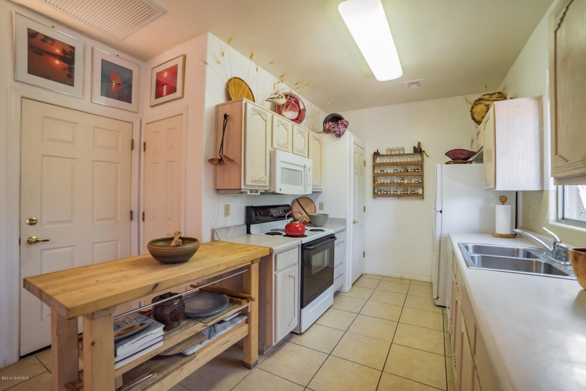 3765 S Camino Comica, Green Valley, AZ 85614