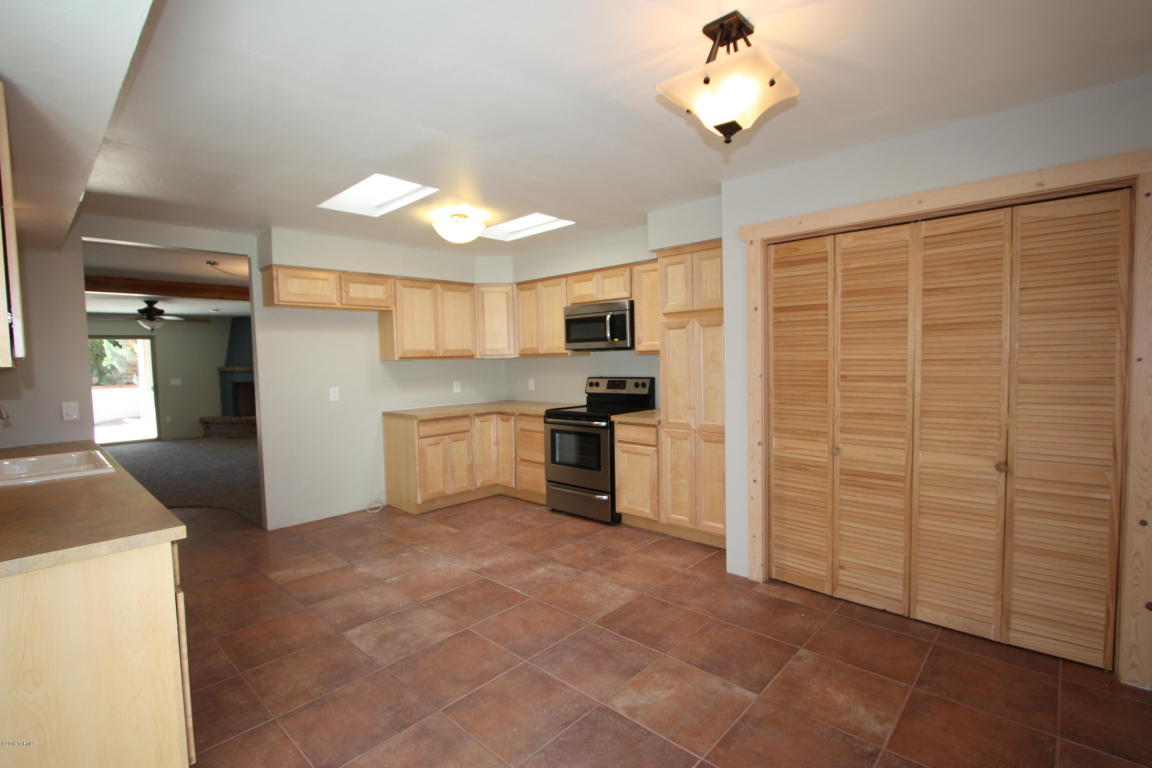 1320 N Placita Parasol, Green Valley, AZ 85614