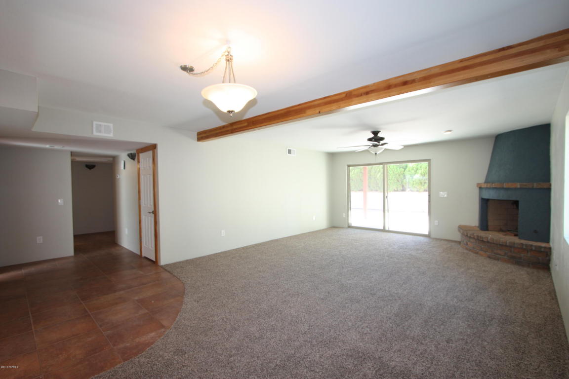 1320 N Placita Parasol, Green Valley, AZ 85614