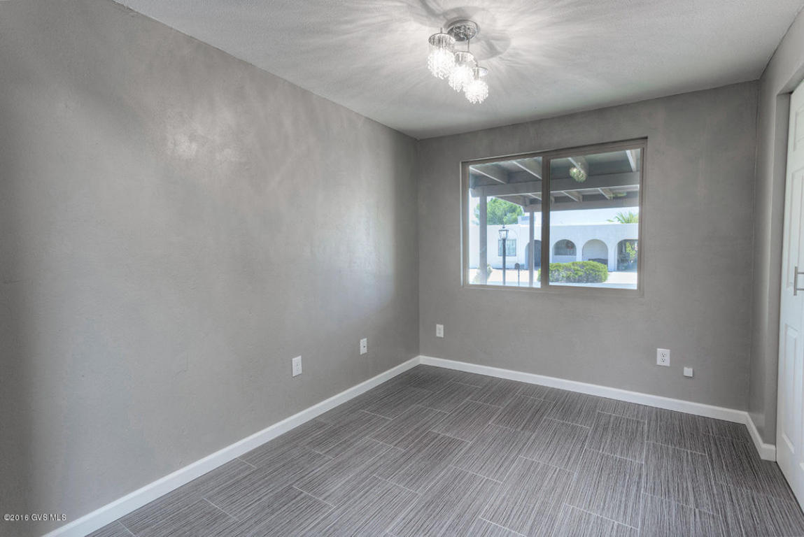 904 S Clara Vista Circle, Green Valley, AZ 85614