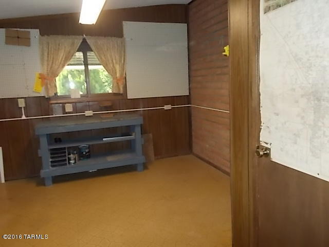 130 E El Limon, Green Valley, AZ 85614