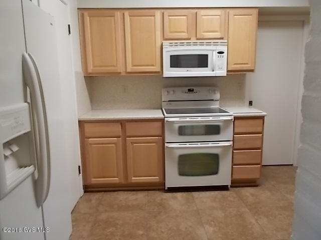 130 E El Limon, Green Valley, AZ 85614