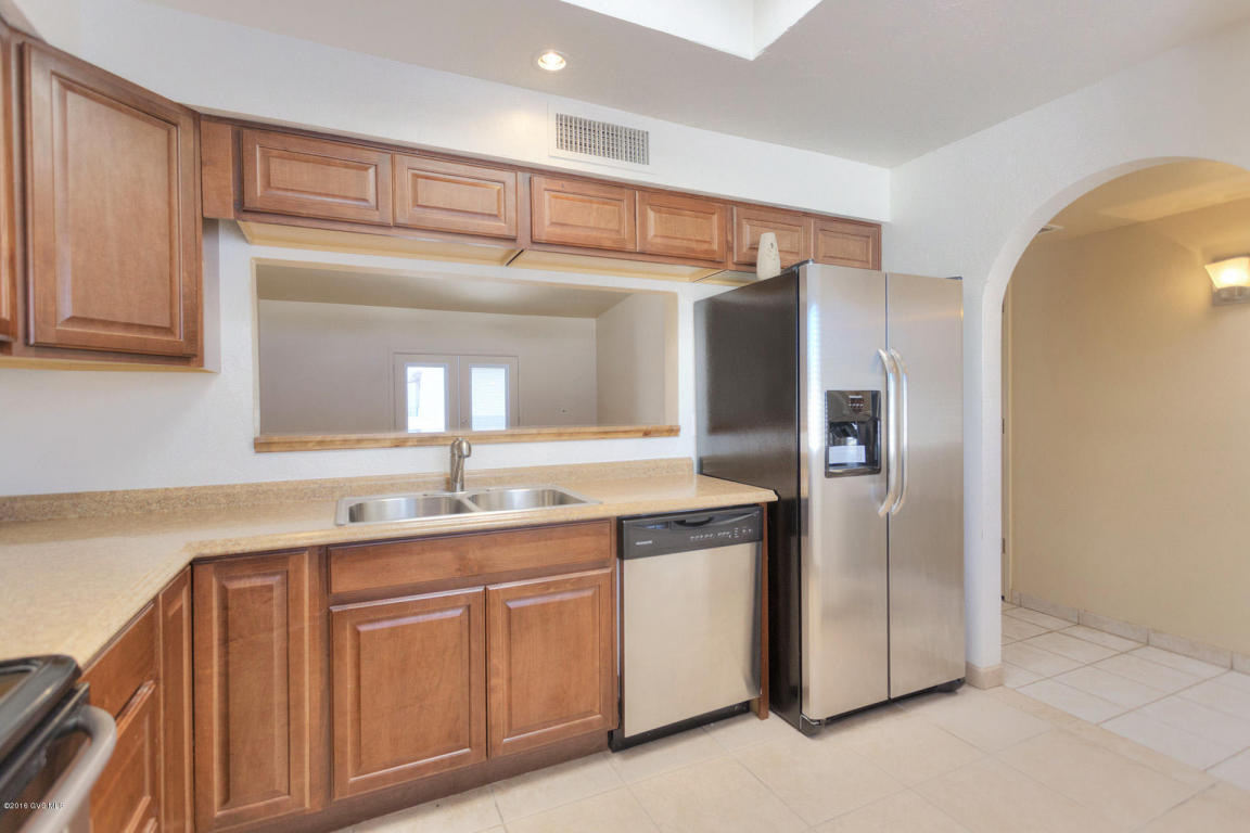271 E Via Terrenal, Green Valley, AZ 85614