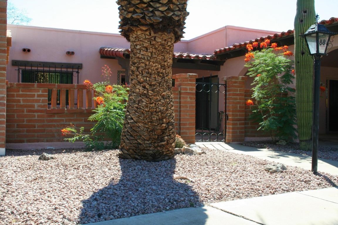 88 N Los Olmos, Green Valley, AZ 85614