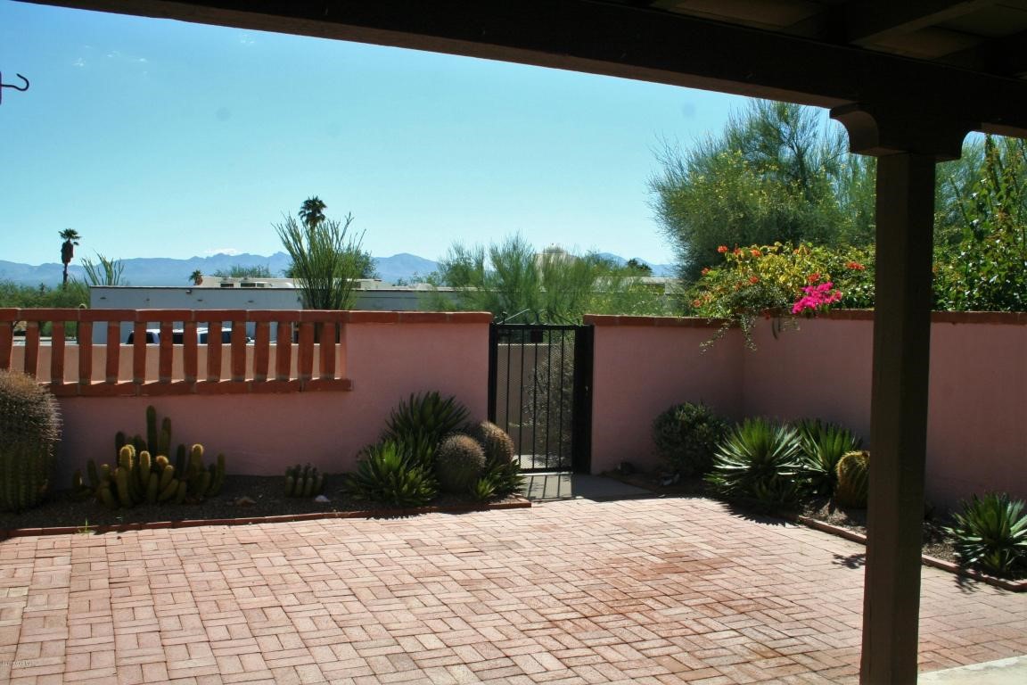 88 N Los Olmos, Green Valley, AZ 85614