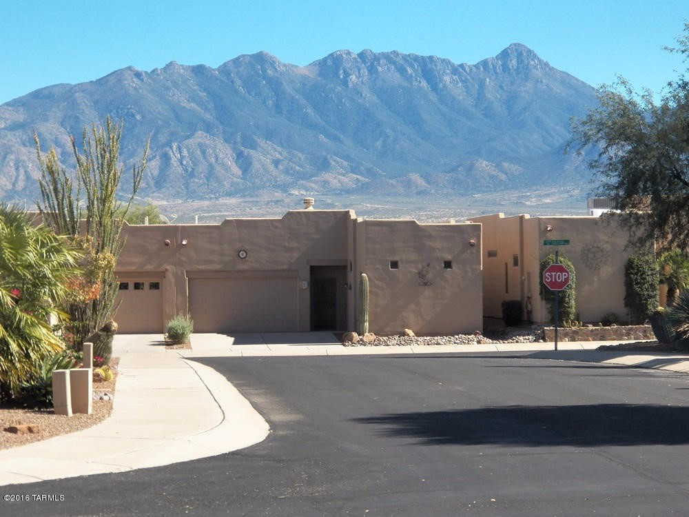 762 W Paseo Del Cuple, Green Valley, AZ 85614