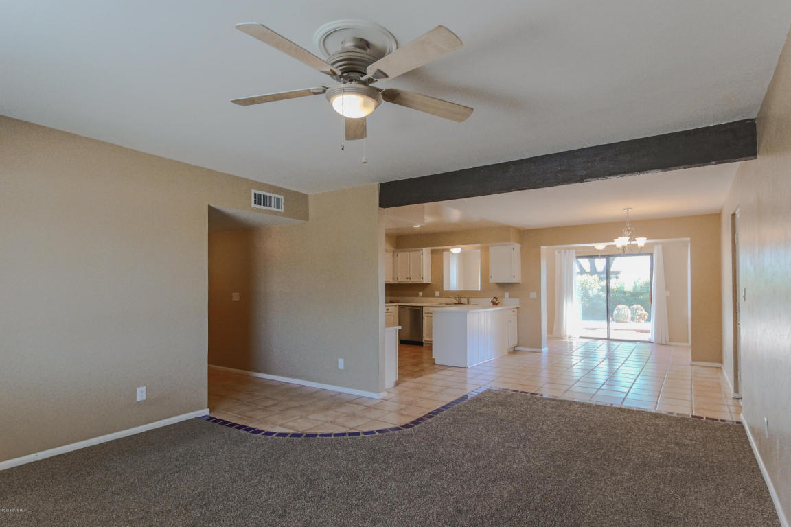 122 E La Pera, Green Valley, AZ 85614