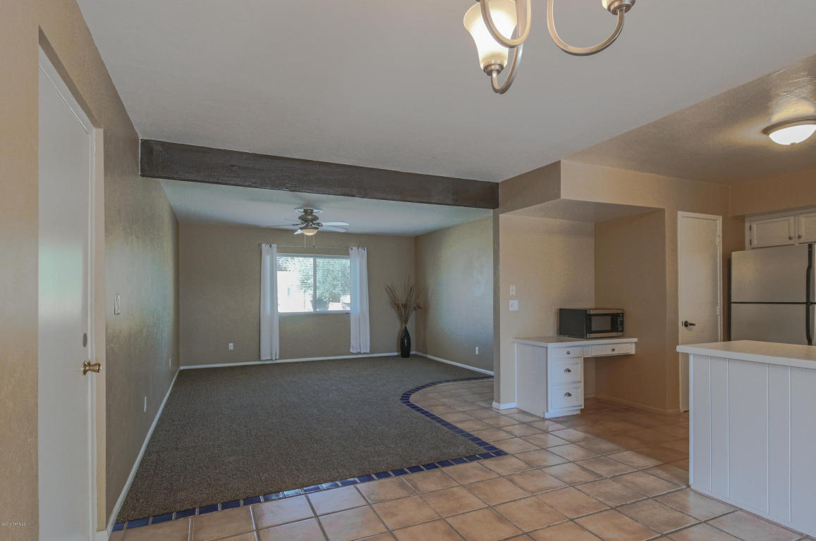 122 E La Pera, Green Valley, AZ 85614