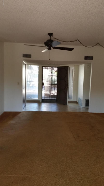 1210 N Via Vicam, Green Valley, AZ 85614