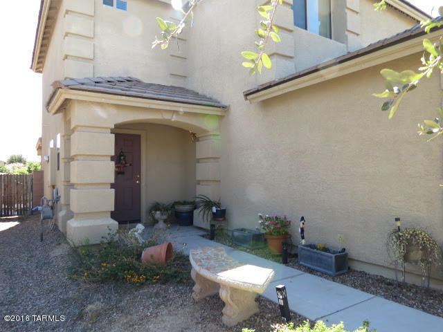 697 W Desert Blossom, Green Valley, AZ 85614
