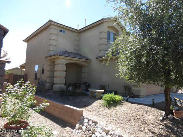 697 W Desert Blossom, Green Valley, AZ 85614