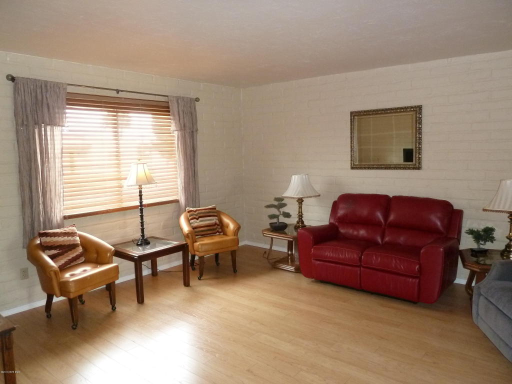22 E La Pera, Green Valley, AZ 85614