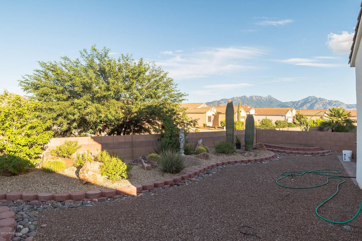2245 S Via Anzavita, Green Valley, AZ 85614