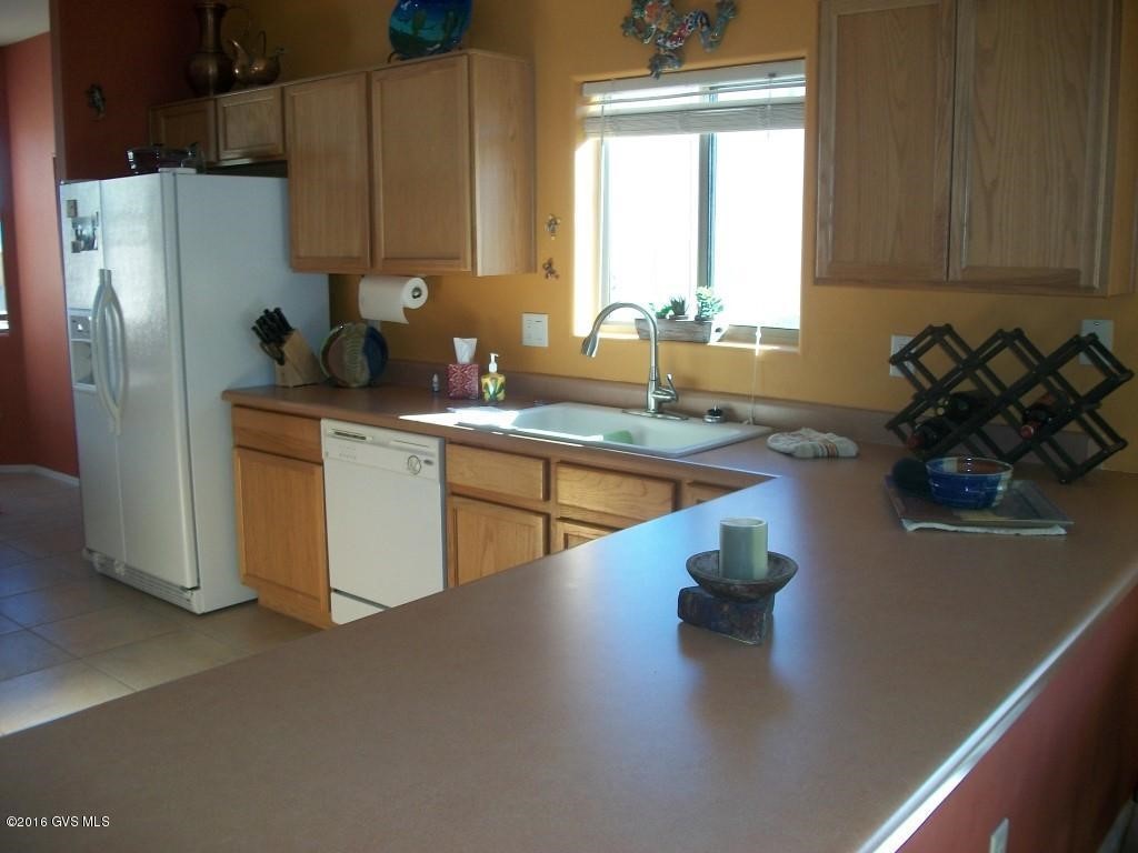 235 N Running Spring Drive, Green Valley, AZ 85614