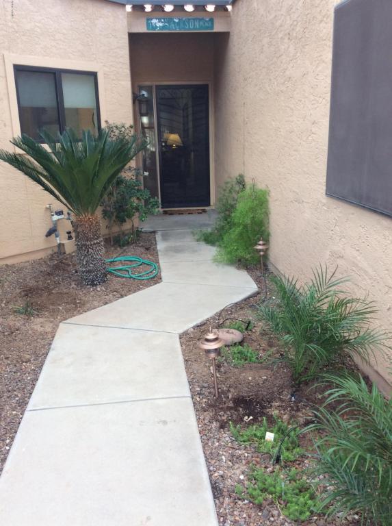 665 W Rio Altar, Green Valley, AZ 85614