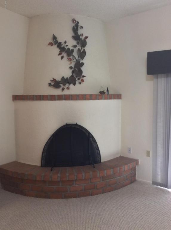 665 W Rio Altar, Green Valley, AZ 85614