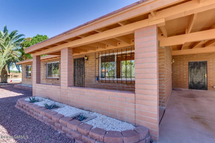 240 E El Viento, Green Valley, AZ 85614