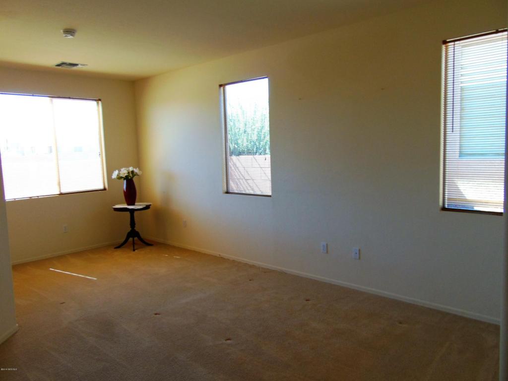 526 W Astruc, Green Valley, AZ 85614