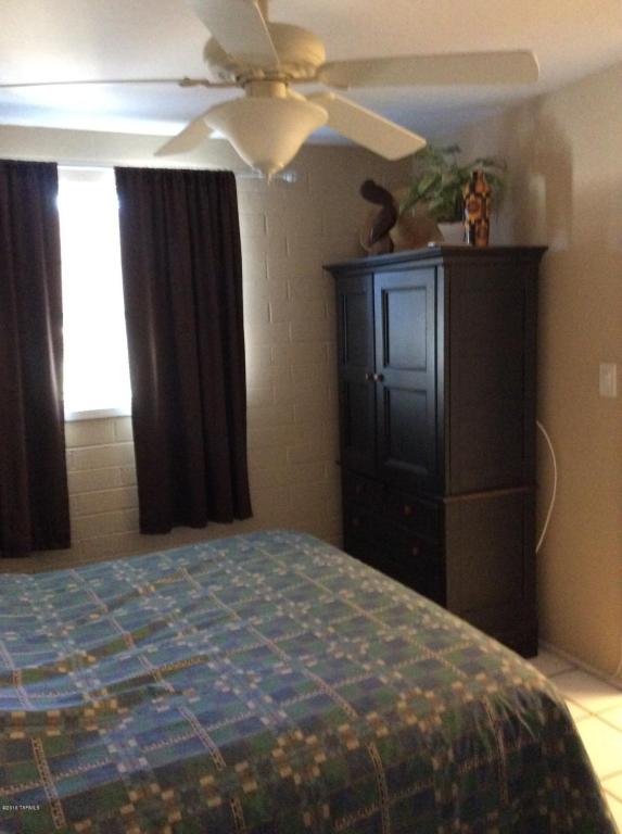 233 S Paseo Pena, Green Valley, AZ 85614
